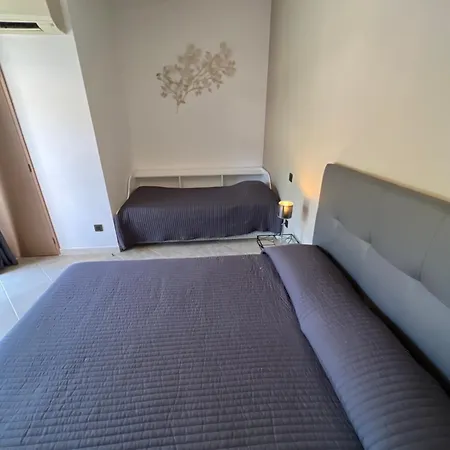 Otel Les Jardins De Sta Giulia Avec Piscine *