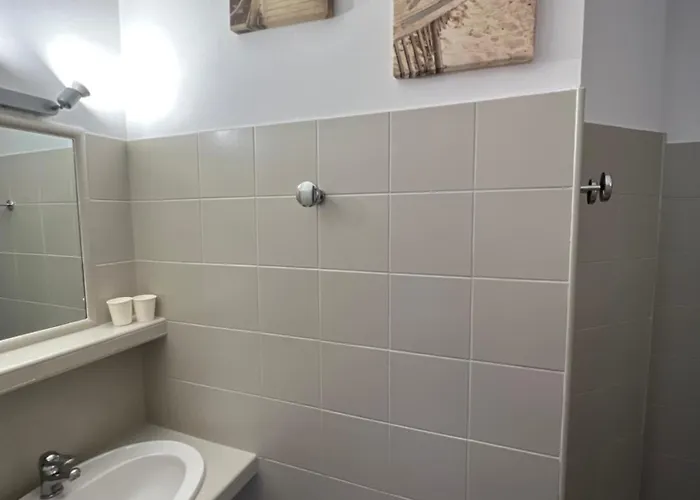 Les Jardins De Sta Giulia Avec Piscine فندق *