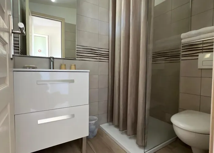 فندق Les Jardins De Sta Giulia Avec Piscine