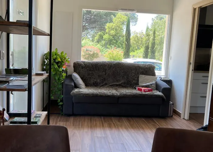 Les Jardins De Sta Giulia Avec Piscine فندق *